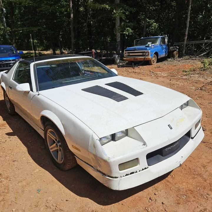 1986 Chevrolet Camaro 3rd Gen - Image 2 of 2