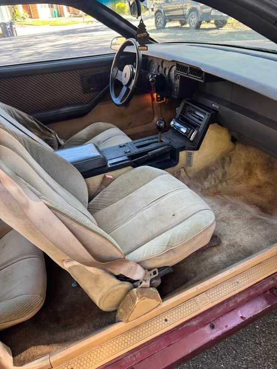 1986 Chevrolet Camaro 3rd Gen - Image 5 of 11