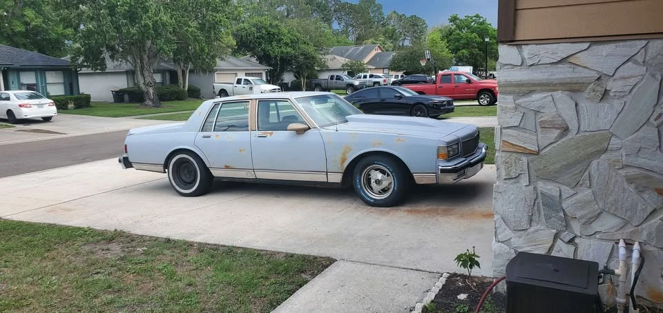 1986 Chevrolet Caprice - Image 2 of 9