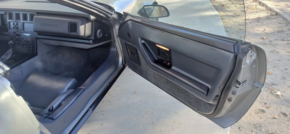 1986 Chevrolet Corvette C4 - Image 6 of 11