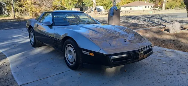 1986 Chevrolet Corvette C4 - Image 2 of 11