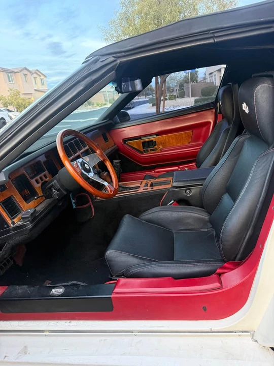 1986 Chevrolet Corvette C4 - Image 13 of 13