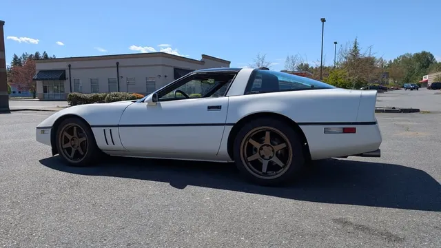 1986 Chevrolet Corvette C4 - Image 4 of 16