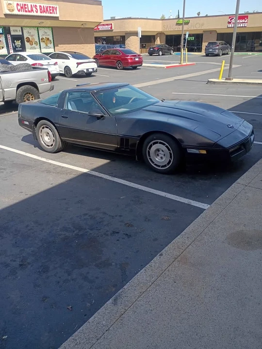 1986 Chevrolet Corvette C4 - Image 3 of 4
