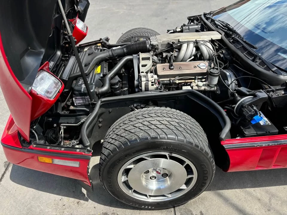 1986 Chevrolet Corvette C4 - Image 13 of 20