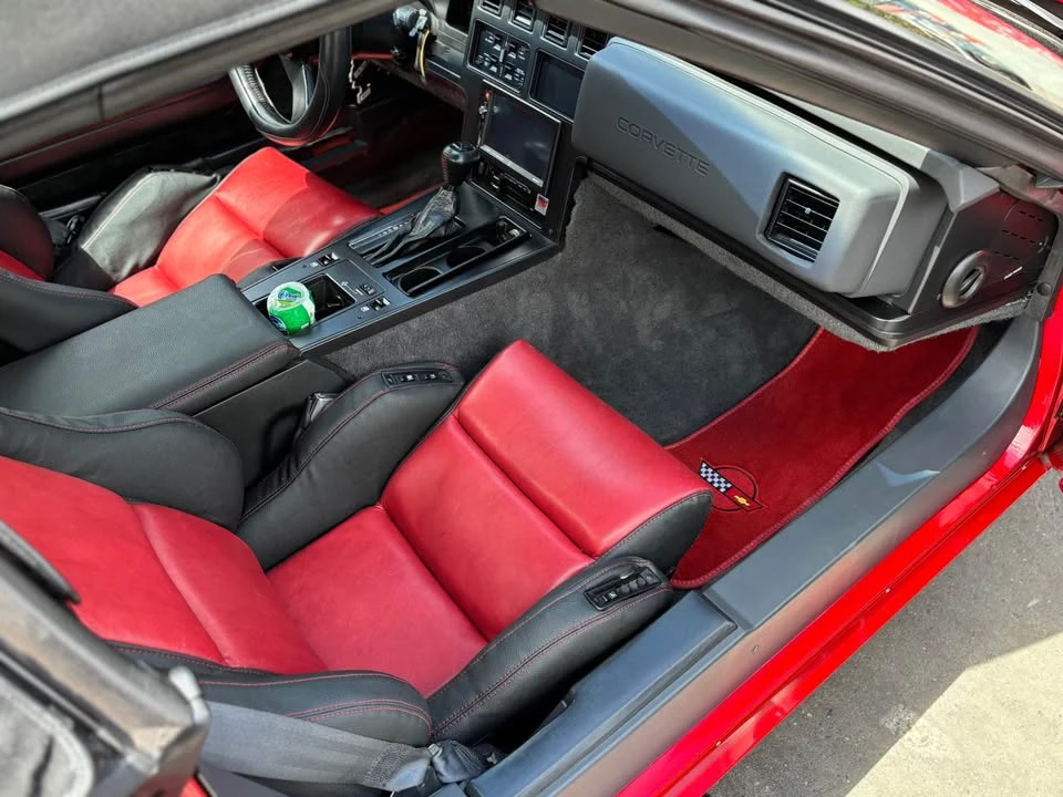 1986 Chevrolet Corvette C4 - Image 6 of 20