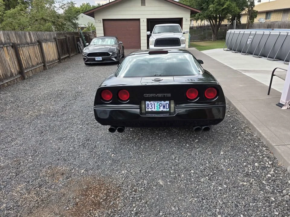 1986 Chevrolet Corvette C4 - Image 2 of 12