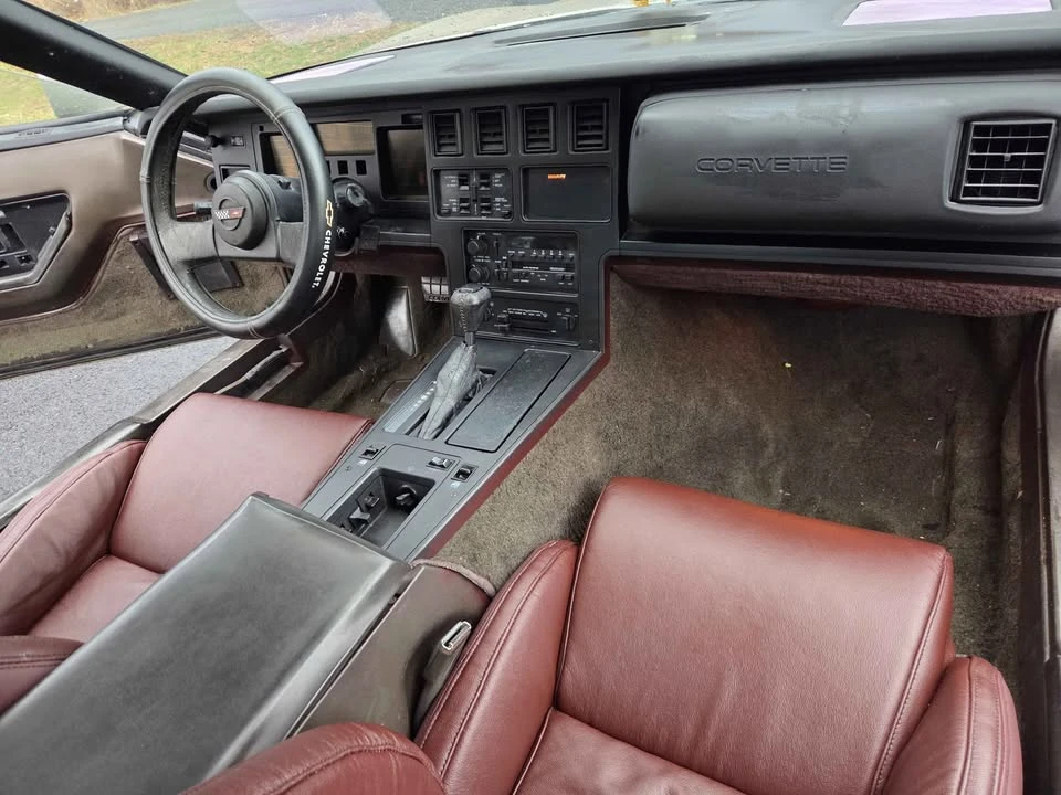 1986 Chevrolet Corvette C4 - Image 10 of 13