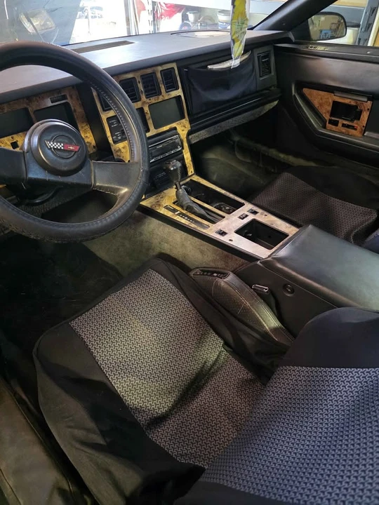 1986 Chevrolet Corvette C4 - Image 11 of 12