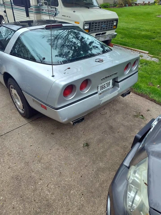 1986 Chevrolet Corvette C4 - Image 1 of 6
