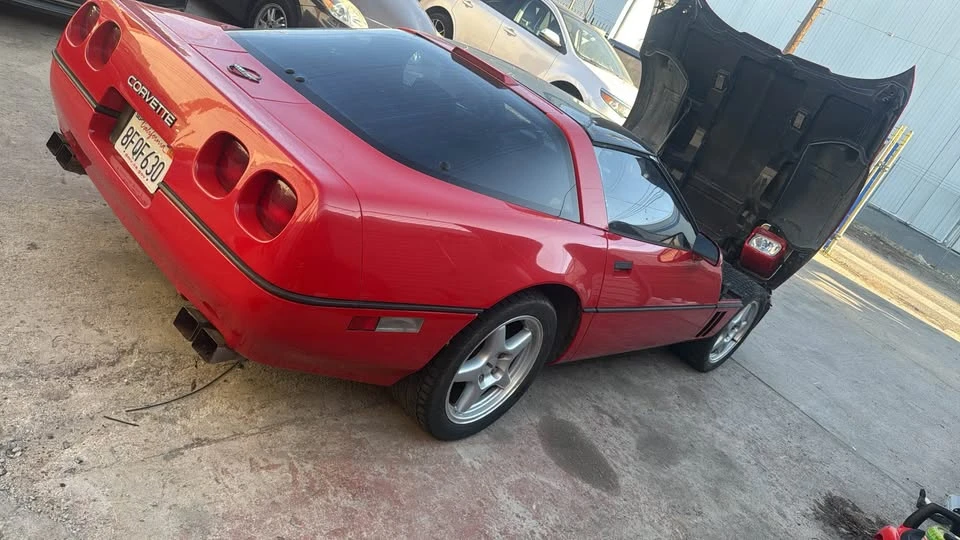 1986 Chevrolet Corvette C4 - Image 13 of 16