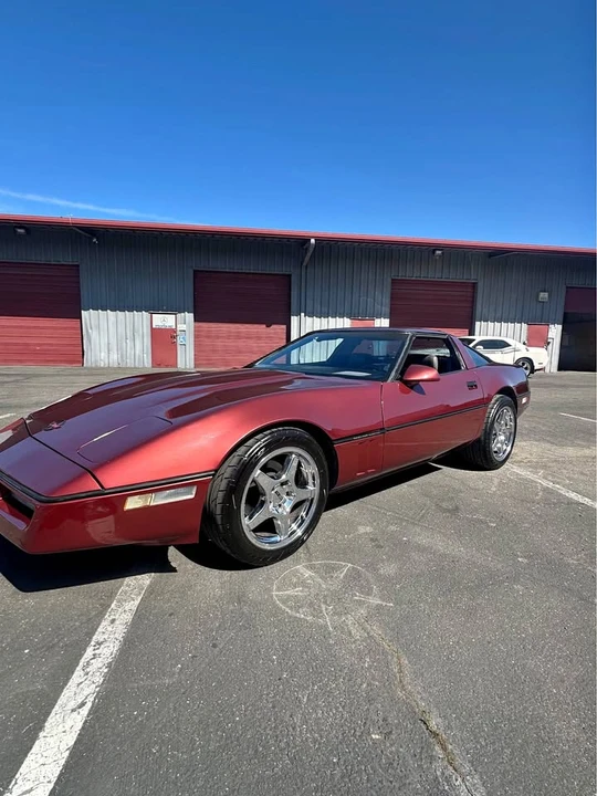 1986 Chevrolet Corvette C4 - Image 1 of 17