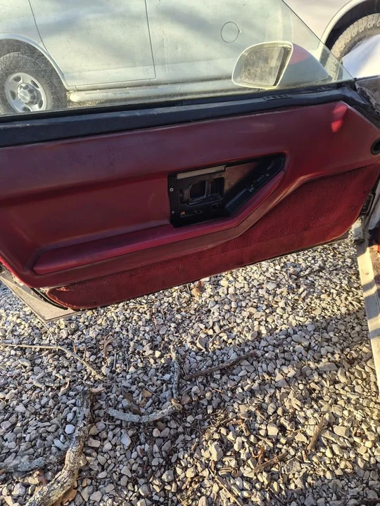 1986 Chevrolet Corvette C4 - Image 5 of 14