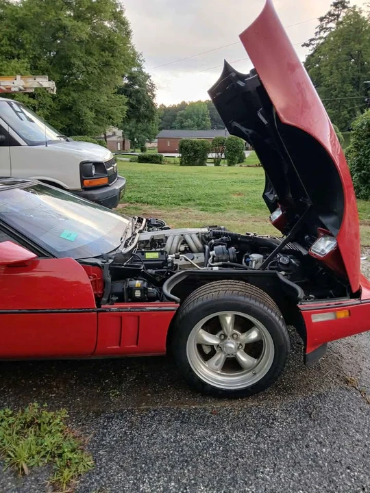 1986 Chevrolet Corvette C4 - Image 18 of 19