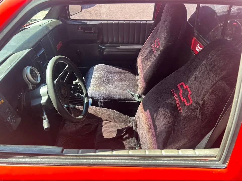 1986 Chevrolet S-10 - Image 2 of 8