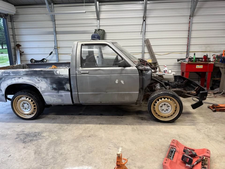 1986 Chevrolet S-10 - Image 14 of 18