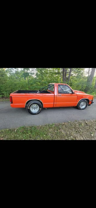 1986 Chevrolet S-10 - Image 2 of 4