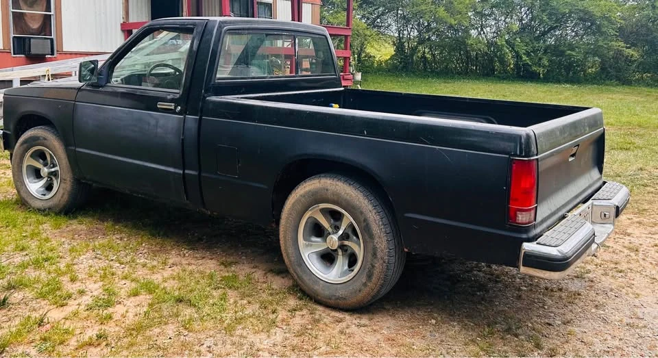 1986 Chevrolet S-10 - Image 6 of 6