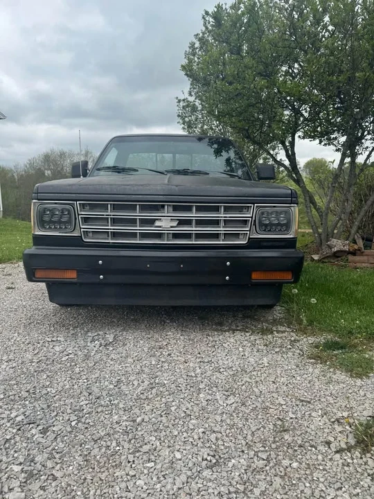 1986 Chevrolet S-10 - Image 8 of 17