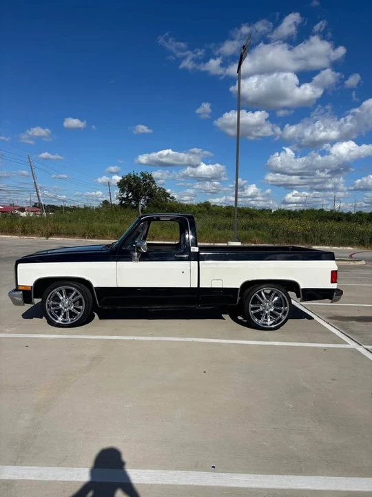 1986 Chevrolet C/K 3rd Gen - Image 2 of 8