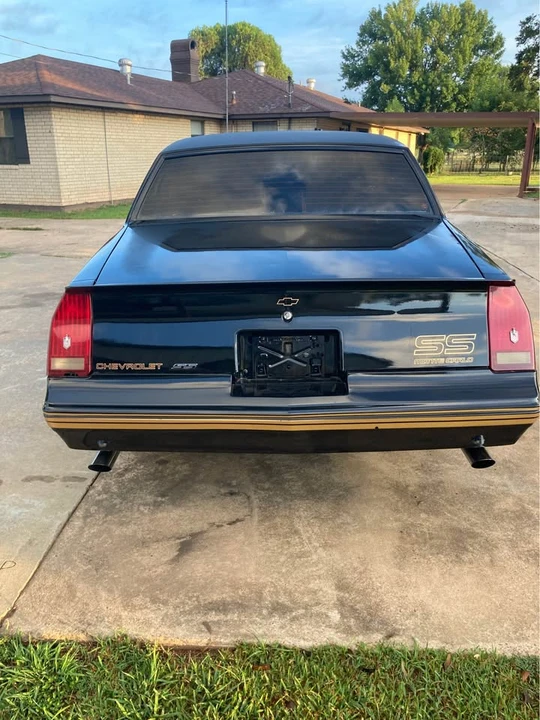 1986 Chevrolet SS - Image 3 of 8