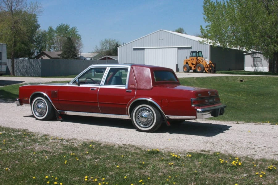 1986 Chrysler New Yorker - Image 3 of 11