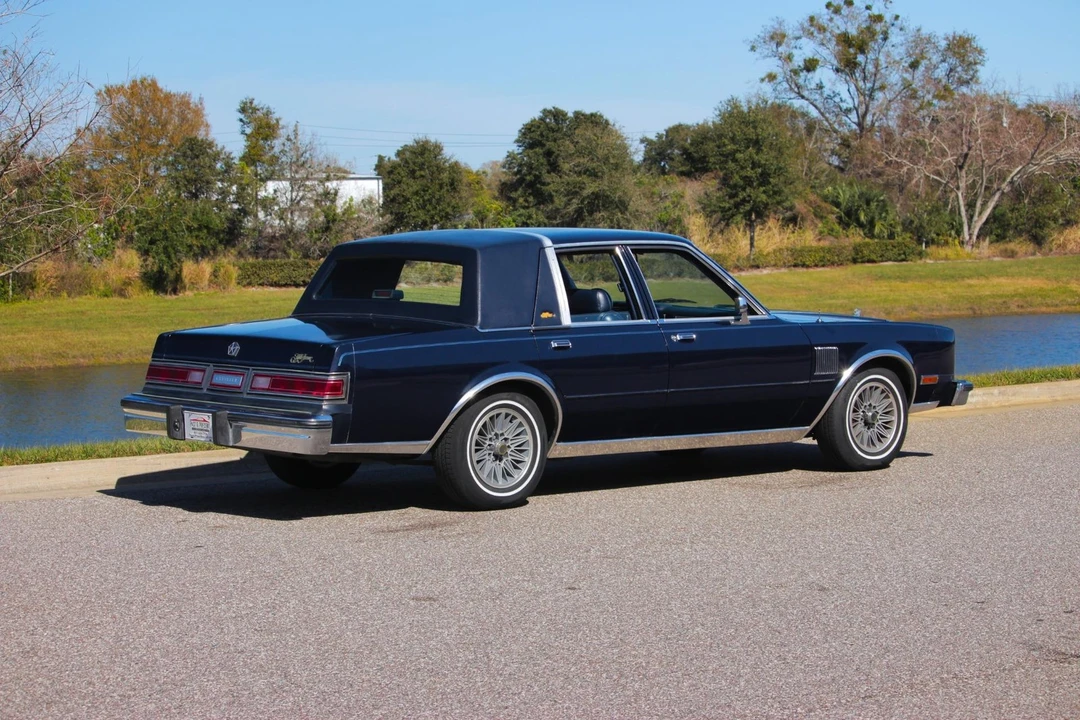 1986 Chrysler New Yorker - Image 6 of 21