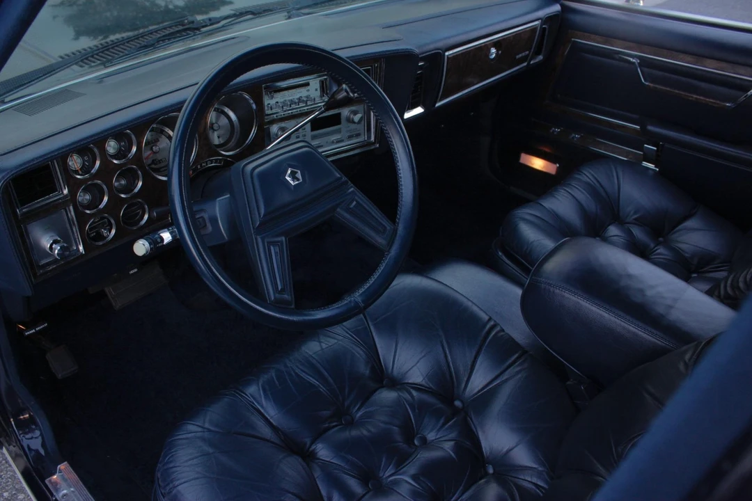 1986 Chrysler New Yorker - Image 11 of 21