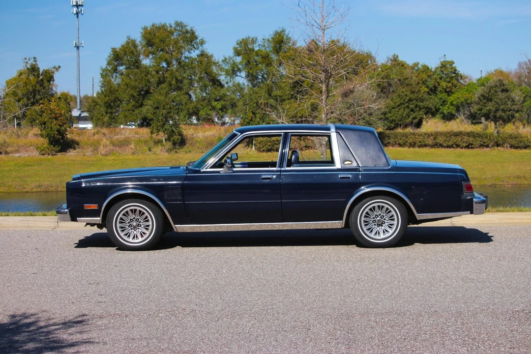 1986 Chrysler New Yorker - Image 20 of 21