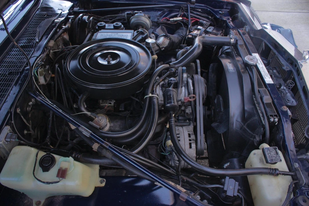 1986 Chrysler New Yorker - Image 17 of 21