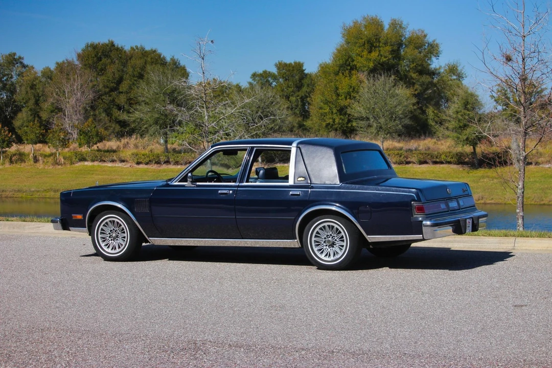 1986 Chrysler New Yorker - Image 19 of 21