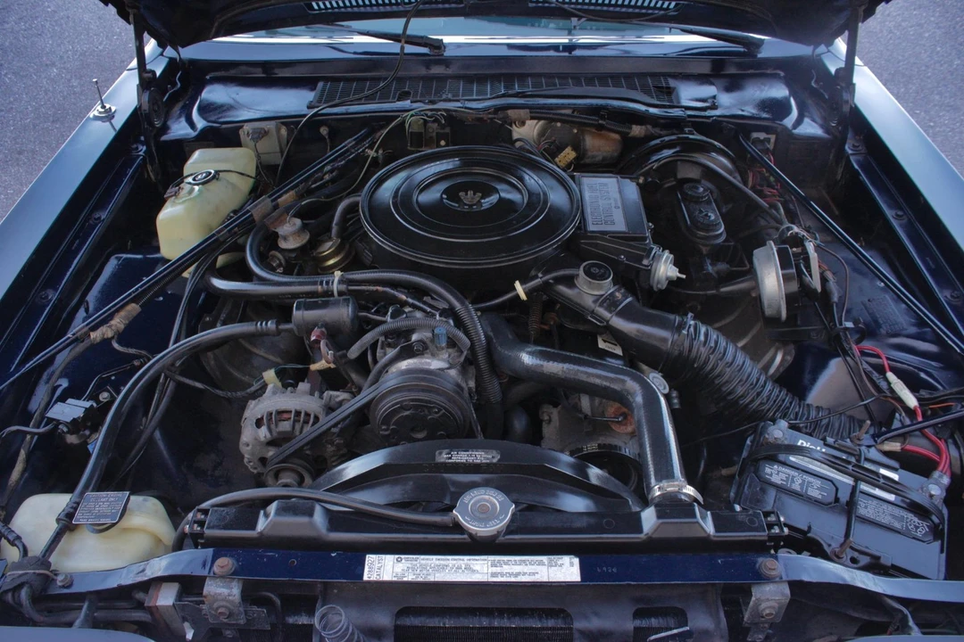 1986 Chrysler New Yorker - Image 15 of 21