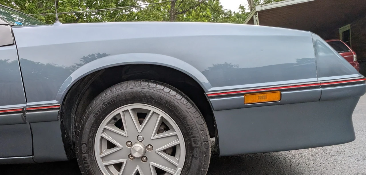 1986 Chrysler Laser - Image 30 of 31