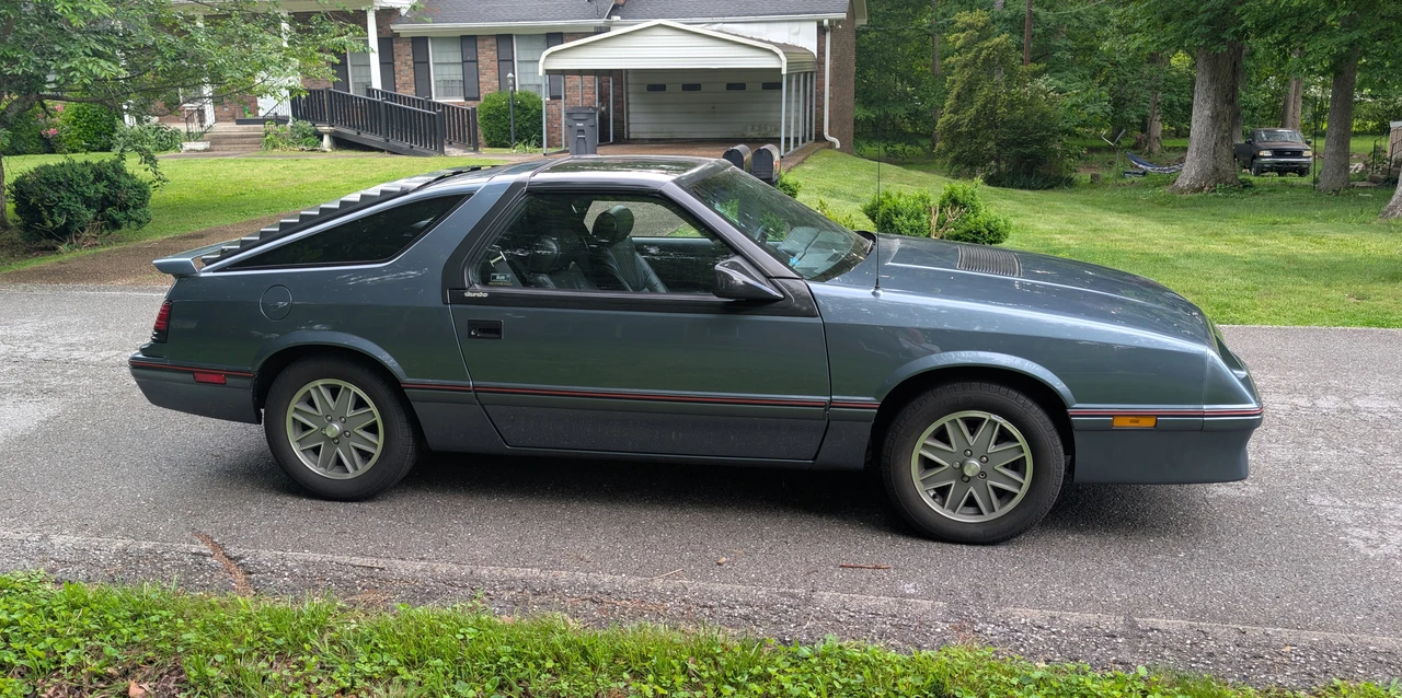 1986 Chrysler Laser - Image 15 of 31