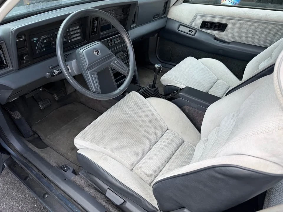 1986 Chrysler Laser - Image 7 of 20