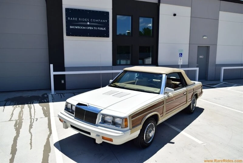 1986 Chrysler LeBaron - Image 9 of 12