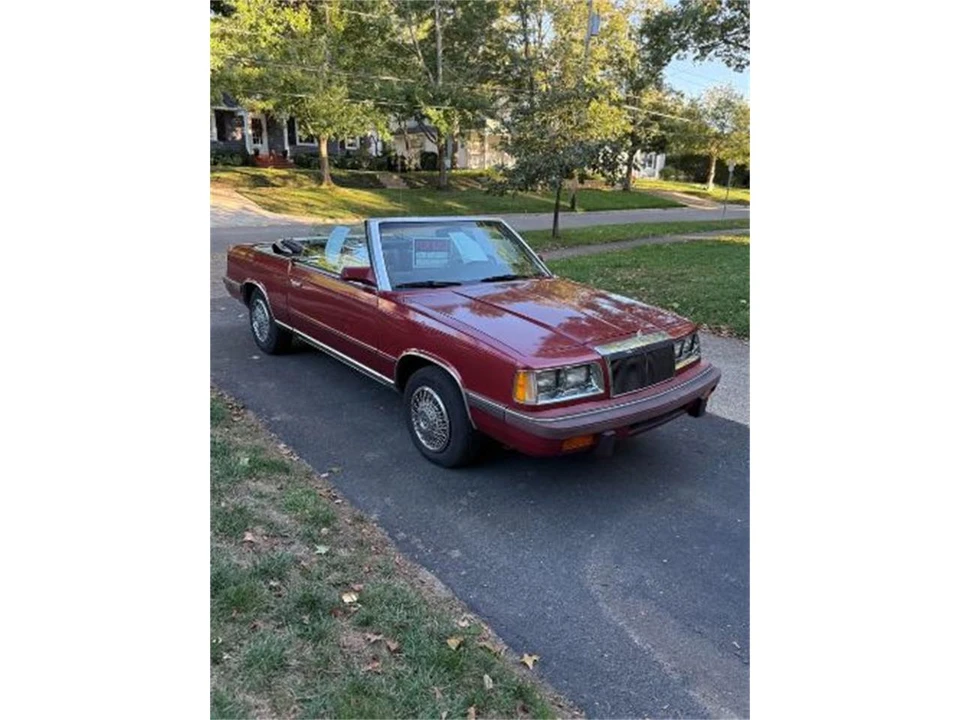 1986 Chrysler LeBaron - Image 2 of 15