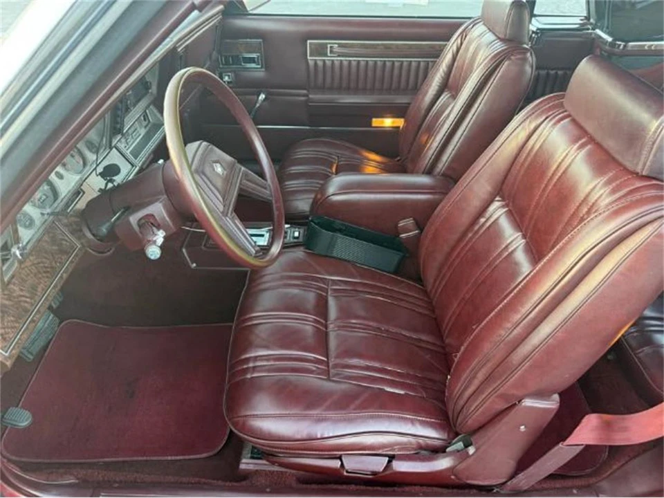 1986 Chrysler LeBaron - Image 9 of 15