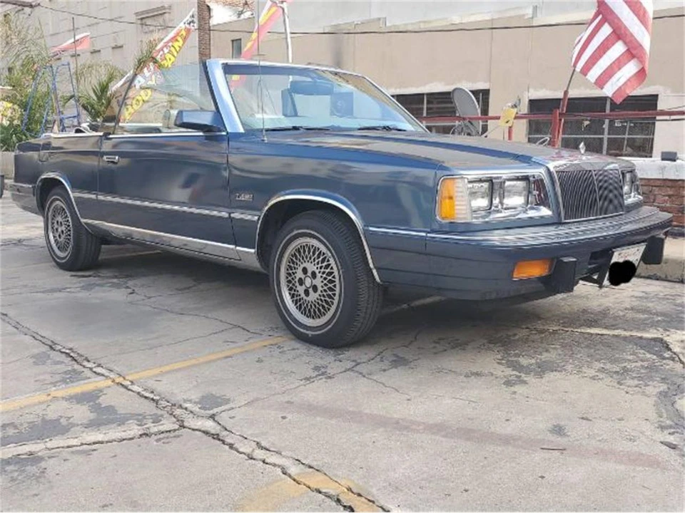 1986 Chrysler LeBaron - Image 5 of 16