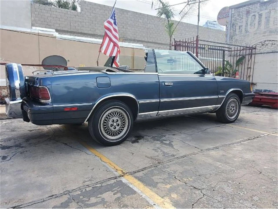 1986 Chrysler LeBaron - Image 6 of 16