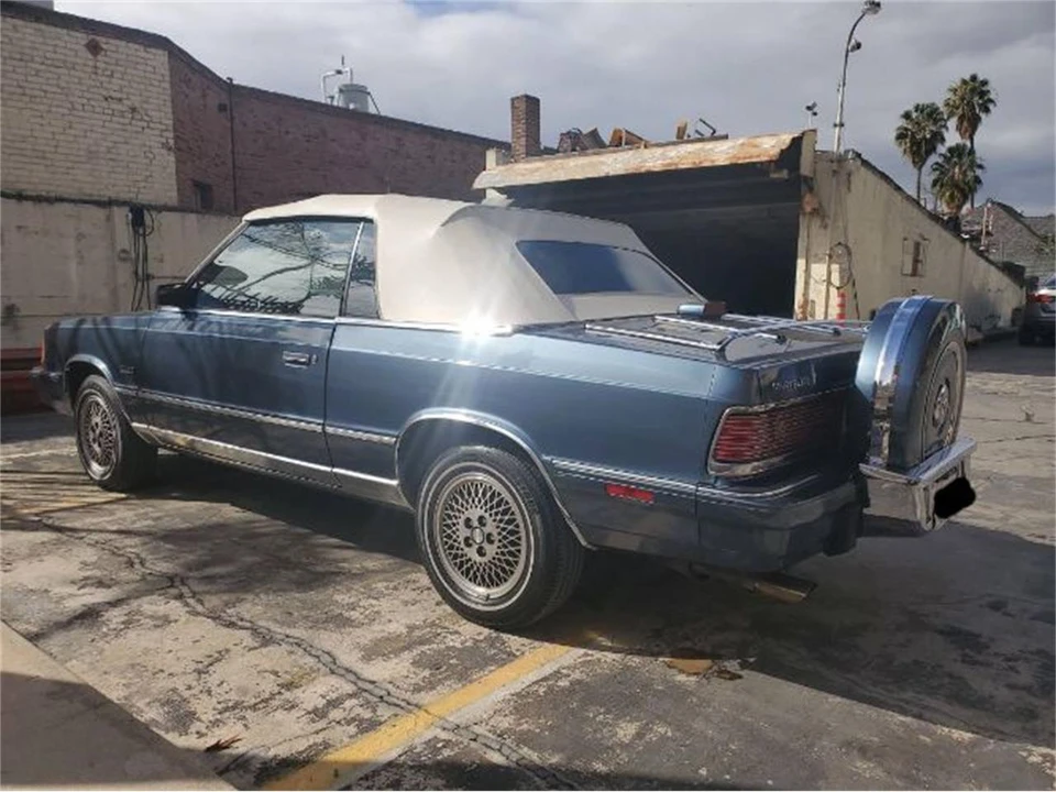 1986 Chrysler LeBaron - Image 12 of 16