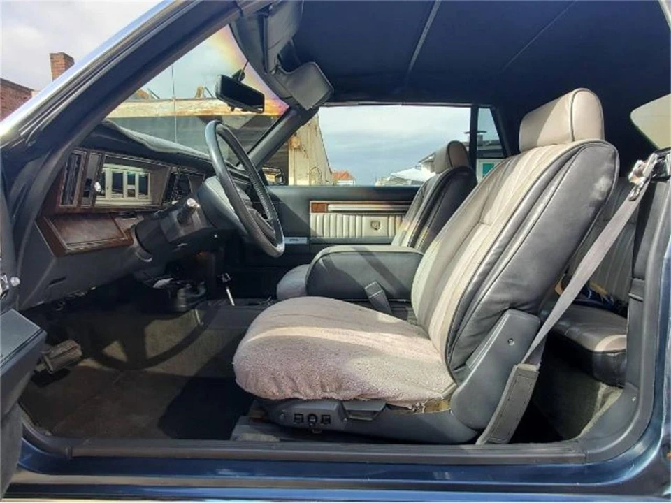 1986 Chrysler LeBaron - Image 11 of 16