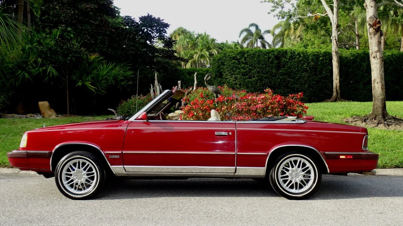 1986 Chrysler LeBaron - Image 2 of 24