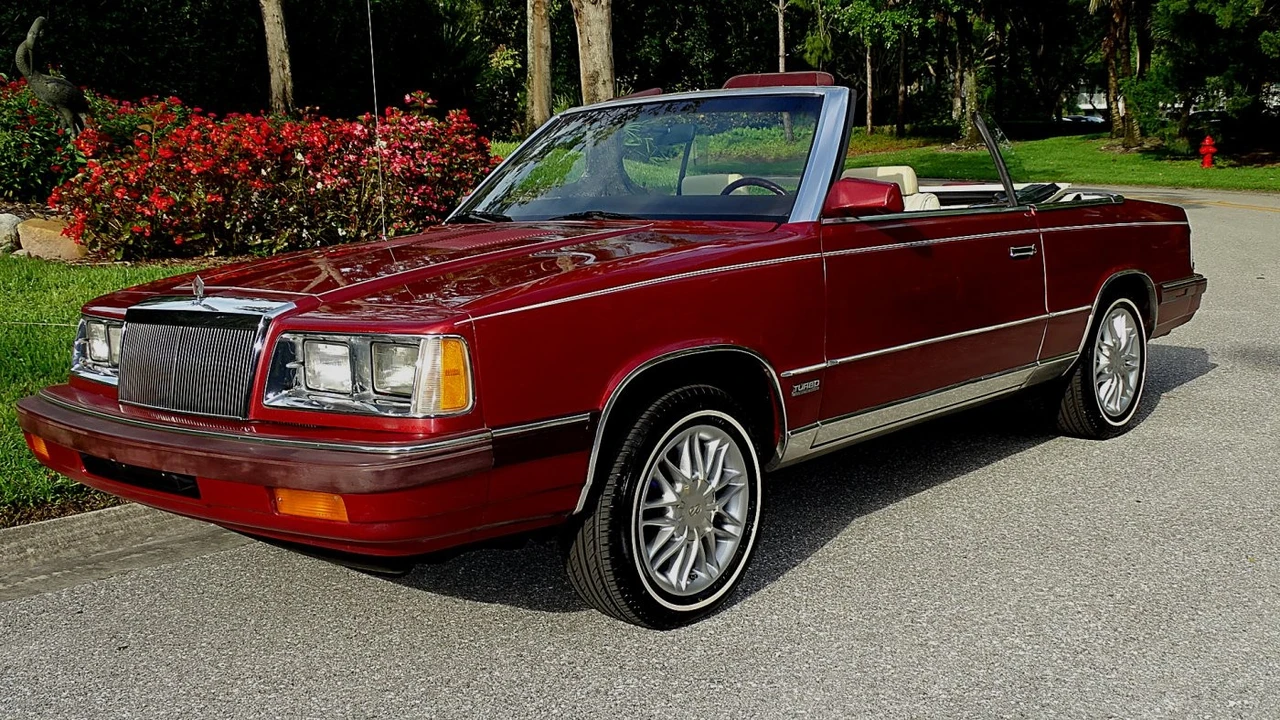 1986 Chrysler LeBaron - Image 6 of 24