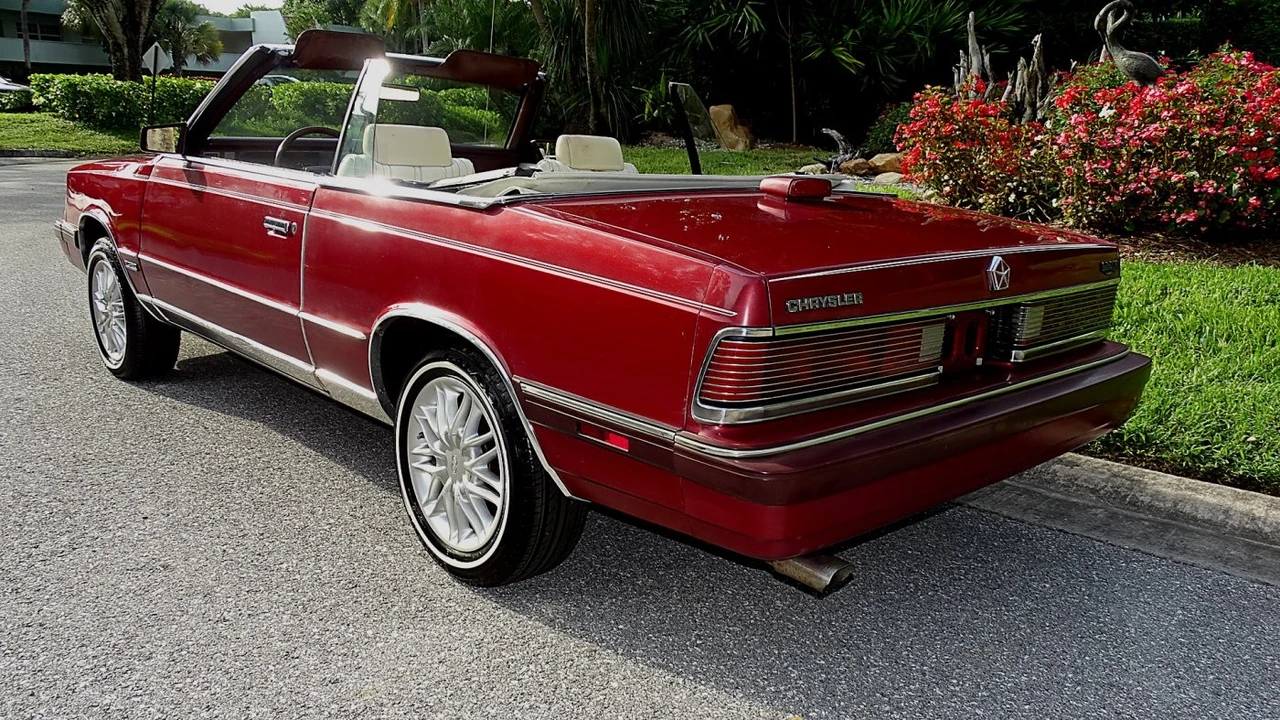 1986 Chrysler LeBaron - Image 4 of 24