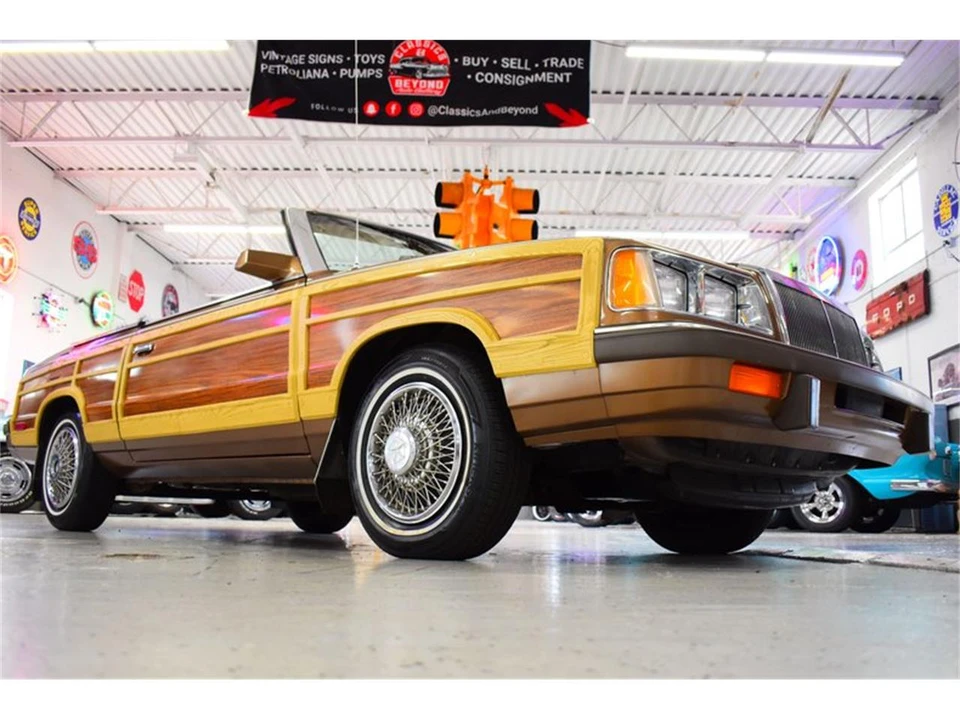 1986 Chrysler LeBaron - Image 3 of 31