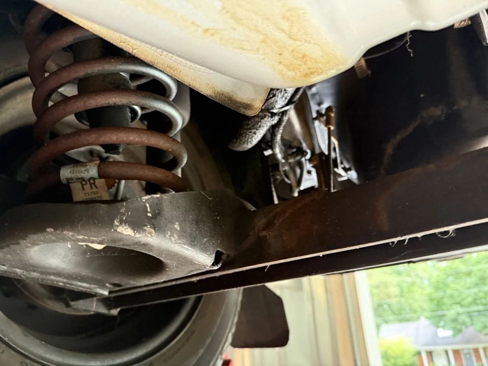 1986 Chrysler LeBaron - Image 15 of 31