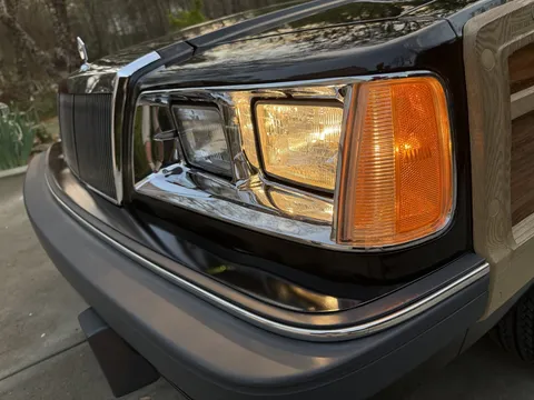 1986 Chrysler LeBaron Town & Country Turbo Wagon
