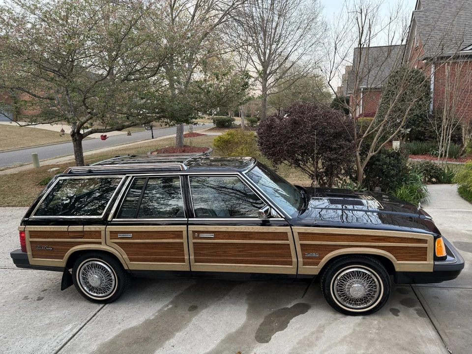 1986 Chrysler LeBaron - Image 4 of 31