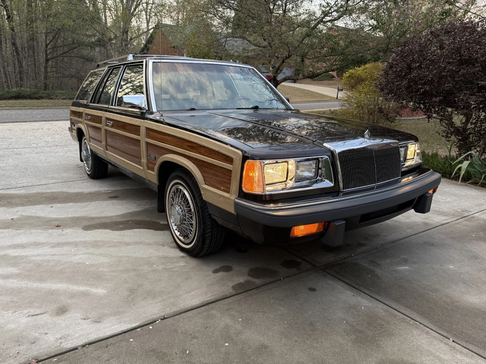 1986 Chrysler LeBaron - Image 3 of 31